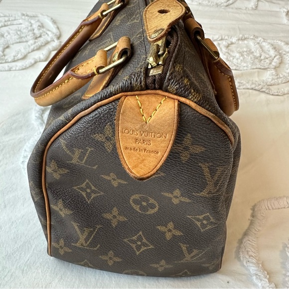 Authentic LV Speedy 👜 - Picture 3 of 9